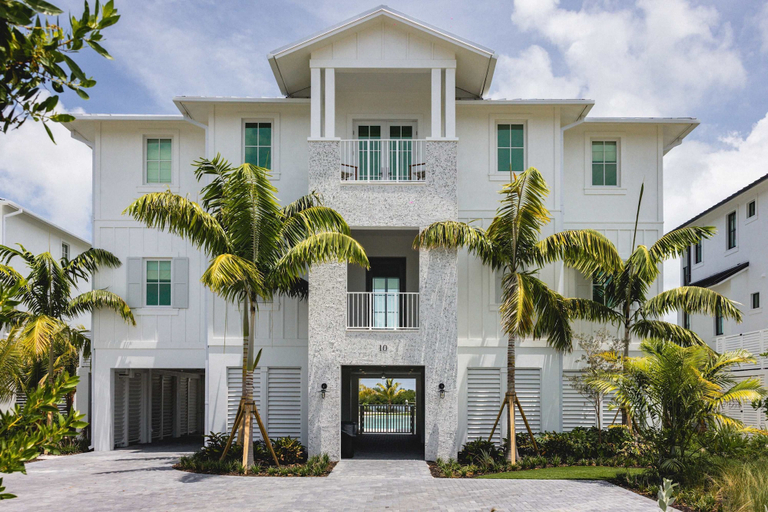 Exterior 3, New Waterfront Home - Dreamside House, Monroe