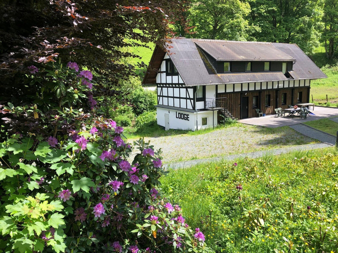 Exterior 4, Ruckzugsort am Teich in Winterberg, Hochsauerlandkreis