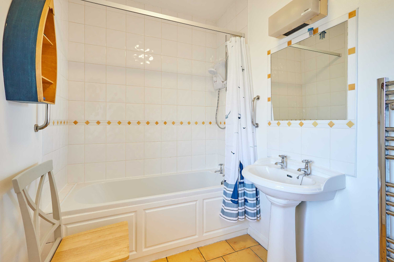 Room 3, Host Stay Spinnaker, Northumberland