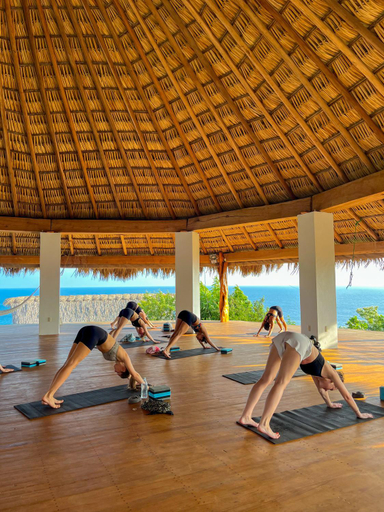 Sport & Beauty 2, Zazil Retreat, Dist. Pochutla