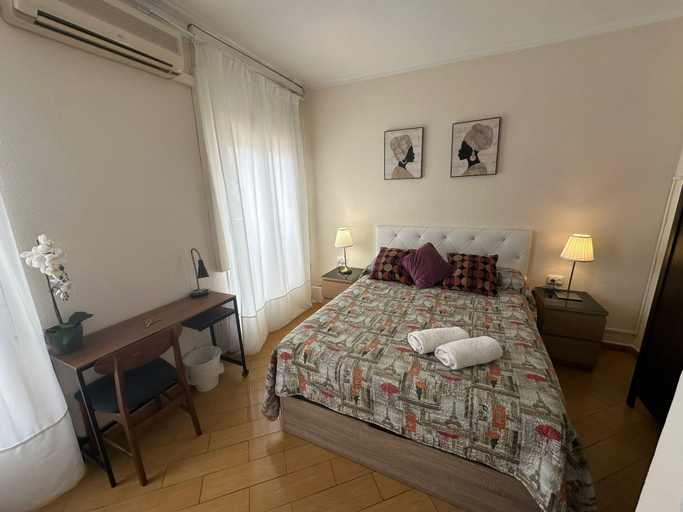 Bedroom 2, Rooms Valencia, Barcelona