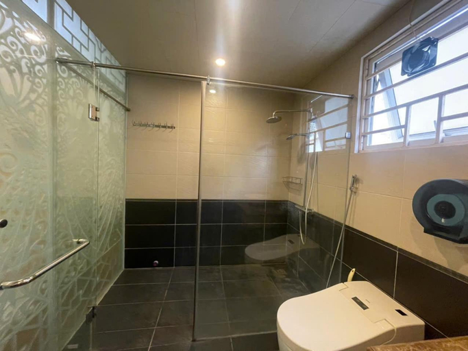 Bathroom 3, Ba Dinh Le Rêveur Homestay, Ba Đình