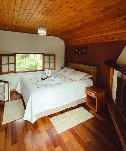 Bedroom 2, Hotel Piao Mineiro, Camanducaia