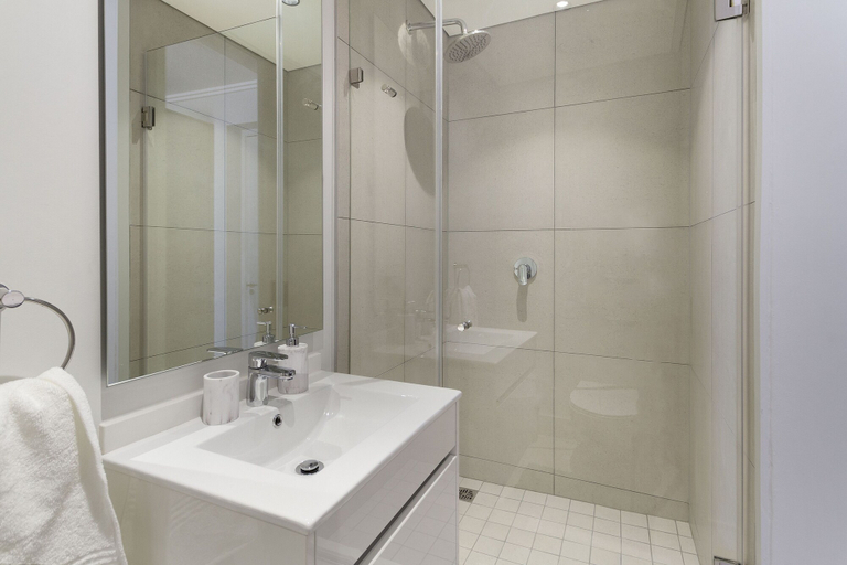 Bathroom 3, Ellipse Waterfall 3801, City of Johannesburg