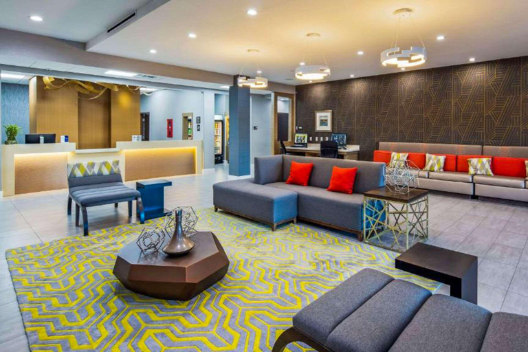 Public Area 3, Comfort Inn & Suites Houston I-45 North - IAH, Houston