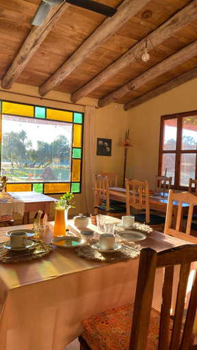 Food & Drinks 4, Posada Mbarete, San Miguel