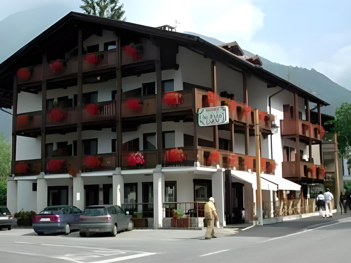 Exterior view 3, Hotel La Palvp, Trento