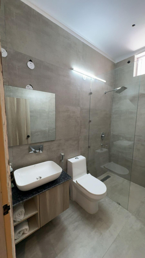 Bathroom 4, The Aana Hotel Sohna Gurgaon, Gurgaon
