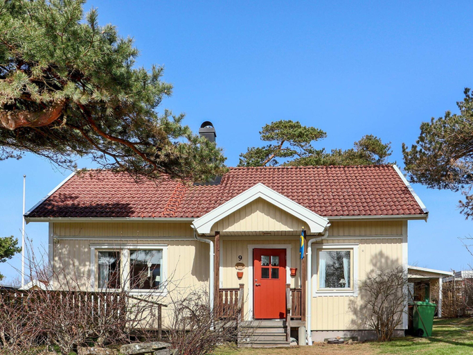 Primary image