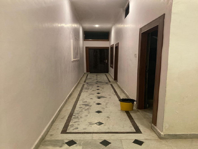 Public Area 2, Hotel Poorvi Inn, Chhatarpur