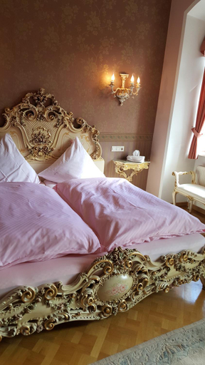 Bedroom 3, Schloss Sennfeld - Hotel & Restaurant & Veranstaltungsort, Neckar-Odenwald-Kreis