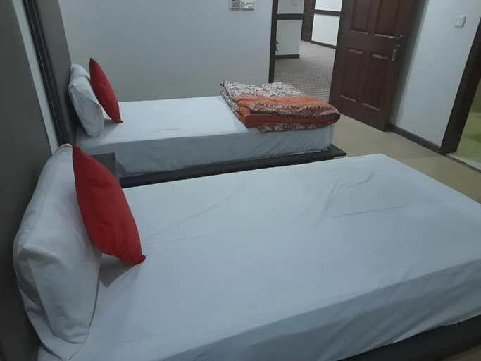 Others 4, Hotel Grand Inn, Lahore