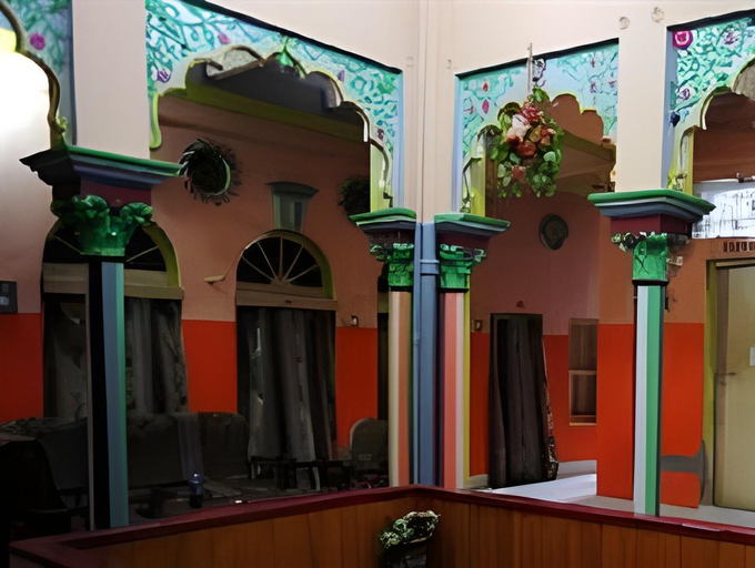 Others 5, Baba Guest House, Varanasi