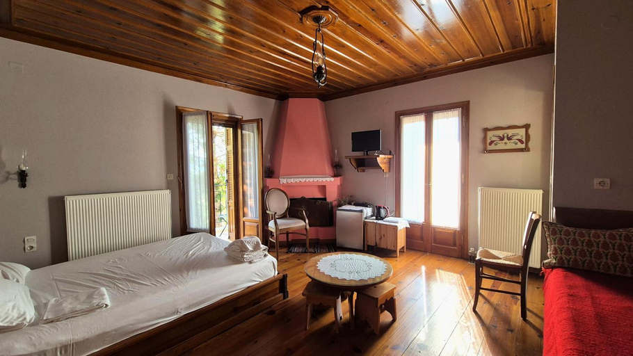 Bedroom 2, Traditional Guesthouse Marousio, Epirus