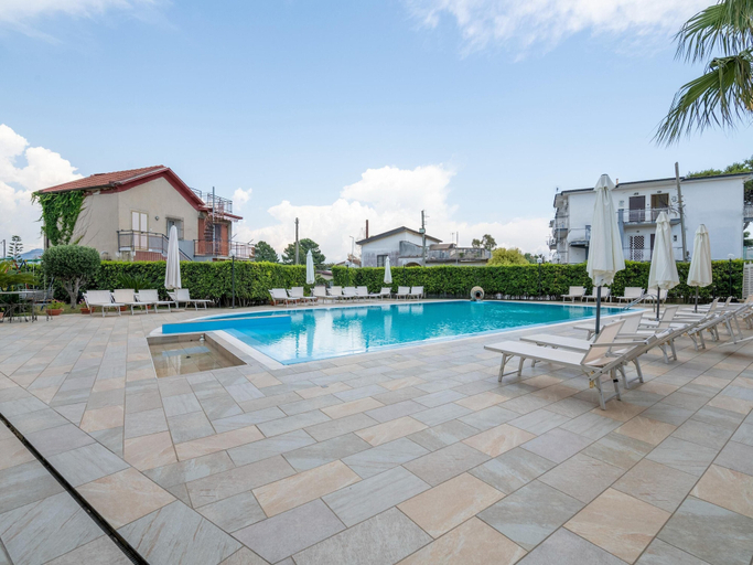 Pool 5, Villa With Pool in Paestum, Salerno