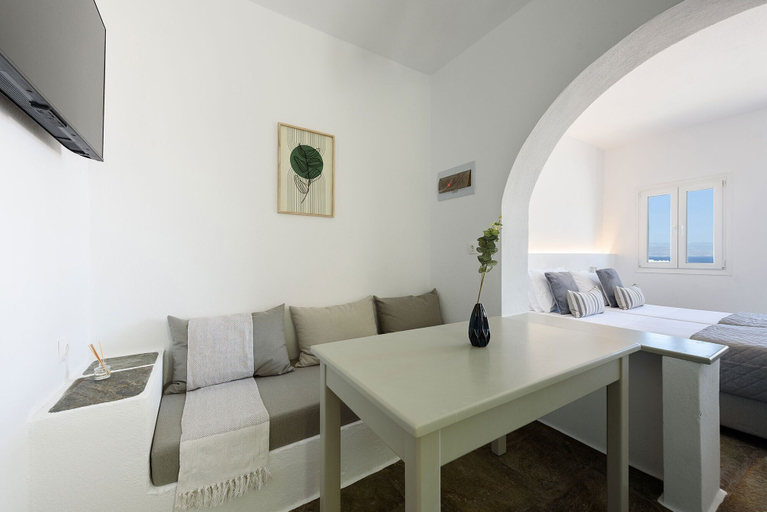 Others 5, Phaedrus Living Paros Cycladic 4, South Aegean