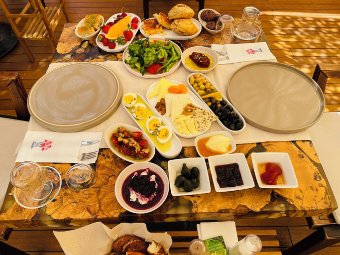 Food & Drinks 3, Yaz evi bozcaada, Bozcaada