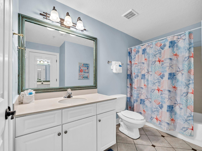 Bathroom 3, Emerald Isle 403, Bay