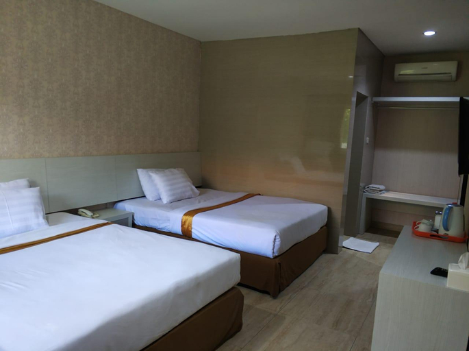 Bedroom 2, Sinar II Hotel, Surabaya