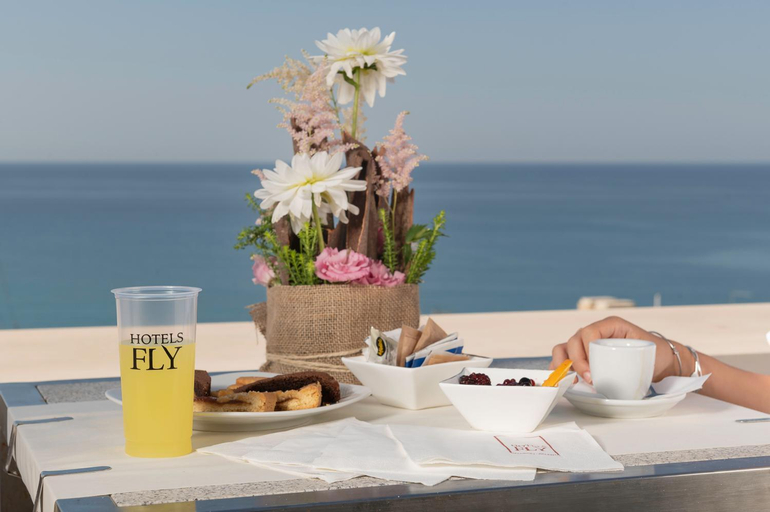 Food & Drinks 4, Hotel Fly, Lecce