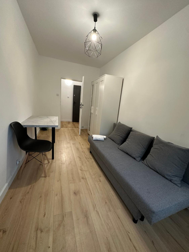 Others 2, Rooms4Less, Gdańsk City