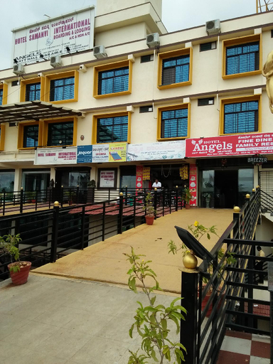 Others 3, Hotel Samanvi International, Hassan