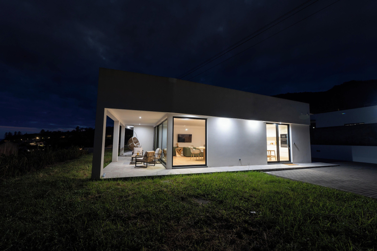 Exterior & Views 2, Auréa House - Luxury with an Ocean View, Ponta Delgada