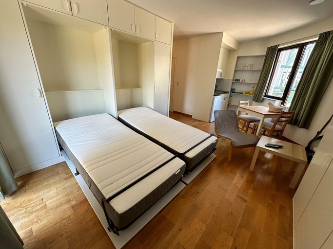 Bedroom 4, Apartment in De Panne Near Beach, West-Vlaanderen