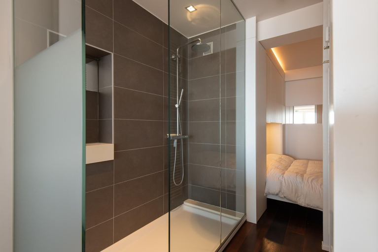 Bathroom 5, Studio in Ostend Near Beach and Promenade, West-Vlaanderen