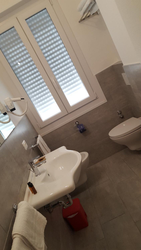 Bathroom 3, Hotel Flora, Forli' - Cesena