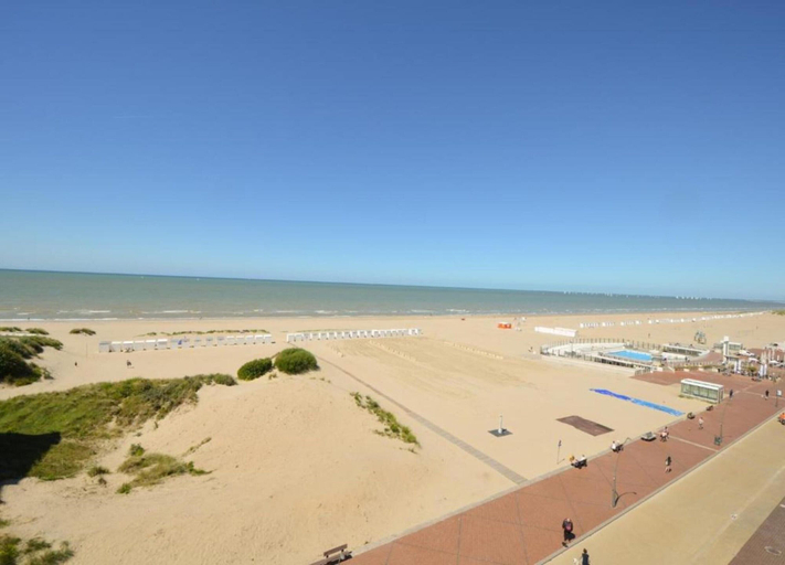 View from property 4, Apartment With Terrace Near sea, West-Vlaanderen