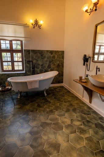 Bathroom 5, Konak 1927, Edremit