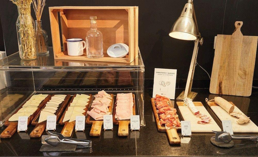 Food & Drinks 5, Ayre Hotel Caspe, Barcelona