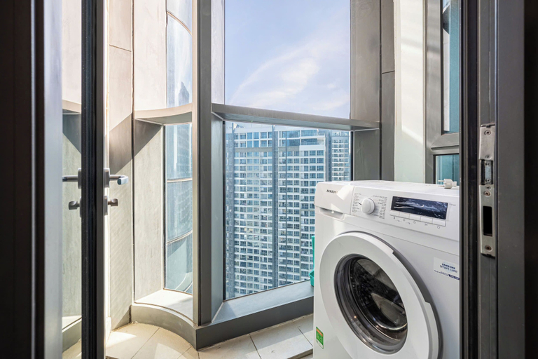 Bathroom 3, The Emerald Suites at Landmark 81, Bình Thạnh