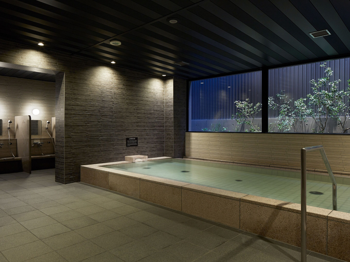 Sport & Beauty 2, Mitsui Garden Hotel Kyoto Shinmachi Bettei, Kyoto