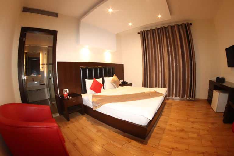 Bedroom 3, Jounieh Suites Hotel, Kasrouane