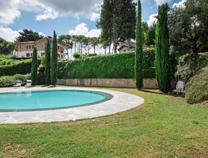 Pool 2, Apartment in Villagrande di Mombaroccio, Pesaro E Urbino