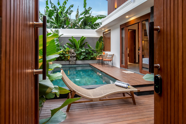 Swimming Pool 1