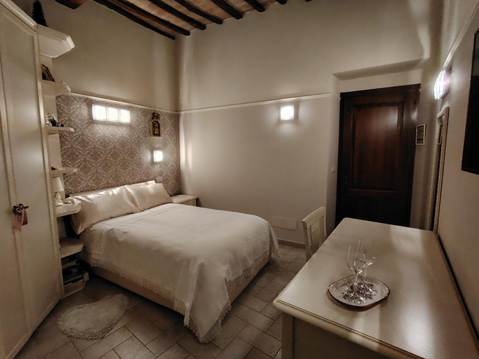 Others 5, B&B SERENA, Perugia