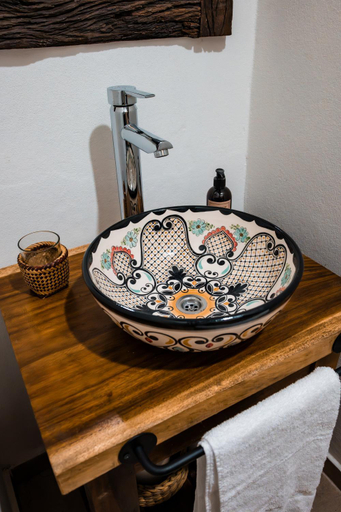 Bathroom 3, Posada Mbarete, San Miguel