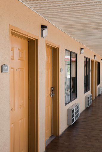 Public Area 2, Americas Best Value Inn & Suites Griffin, Spalding