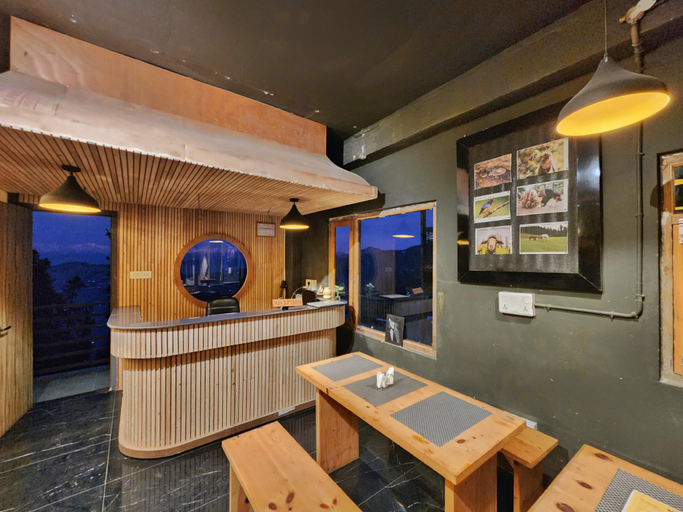 Food & Drinks 2, The White Season Residency, Shimla