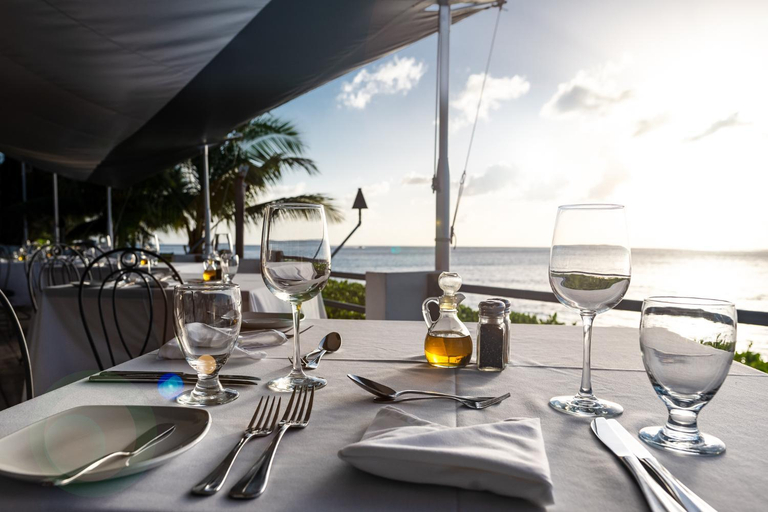 Food & Drinks 5, The Palms Resort