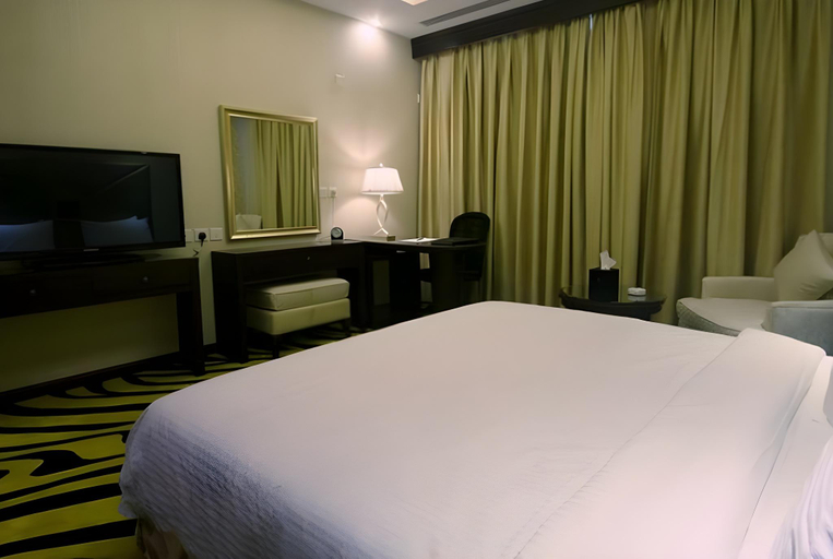 Bedroom 3, Sanam Suites Serviced Apartments - Riyadh , Riyadh