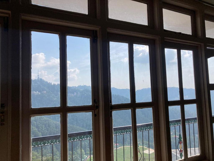 Others 2, Zu-Zu Hostel, Shimla