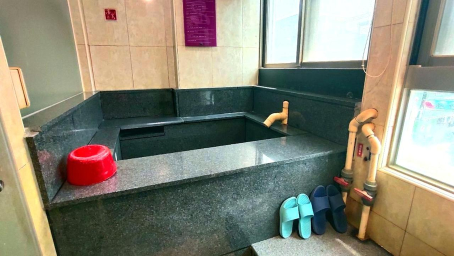 Bathroom 4, Jun Yong Quan Spa Hotspring Resort, New Taipei City