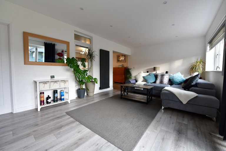 Others 5, 2Bd Garden Home - A Short Walk To Stonehenge, Wiltshire