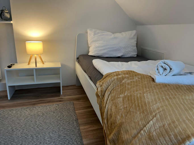 Others 5, Mythos Hotel Oranienburg, Oberhavel