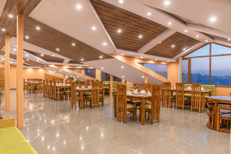 Food & Drinks 4, The Grand Madhushala, Shimla