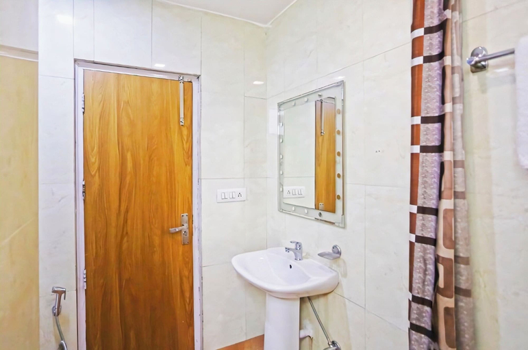 Others 5, Hotel Satwa 29, Delhi
